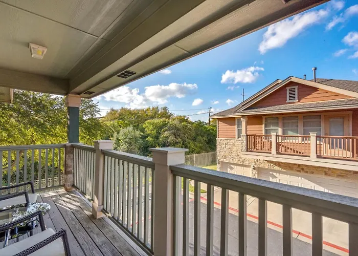Quaint 2bd2b Condo* Fully Furnished*amazing Patio* Aparthotel *
